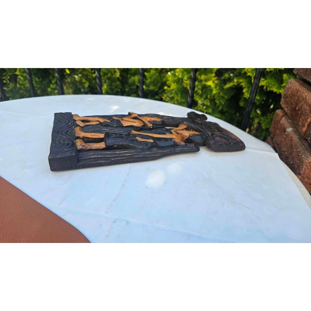 Brown Carved Bas-Relief in Afromosia African Teak, Rwanda, 1970s For Sale - Image 8 of 10