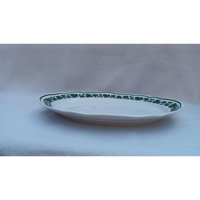 1960s Vintage Oval Porcelain Serving Platter in Vine Leaves Pattern from Meissen, 1960s For Sale - Image 5 of 9