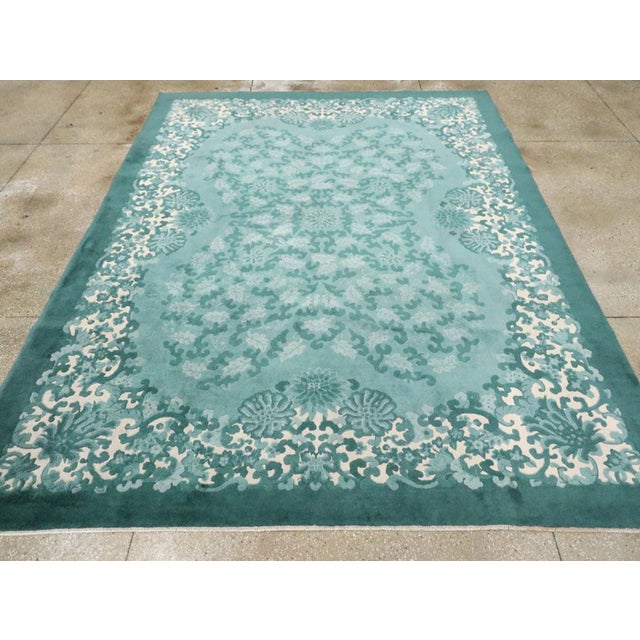 Galerie Shabab Collection Mid-20th Century Handmade Chinese Art Deco Room Size Carpet in Green For Sale - Image 4 of 10