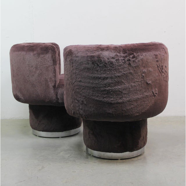 Pop-Style Plush Lounge Chairs, 1970s, Set of 2 For Sale - Image 4 of 6