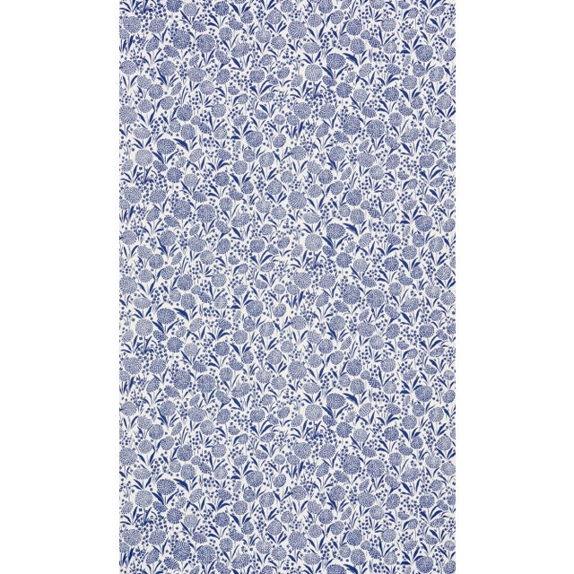 This listing is for a wallpaper sample only. If you'd like to purchase this wallpaper, please click here:...