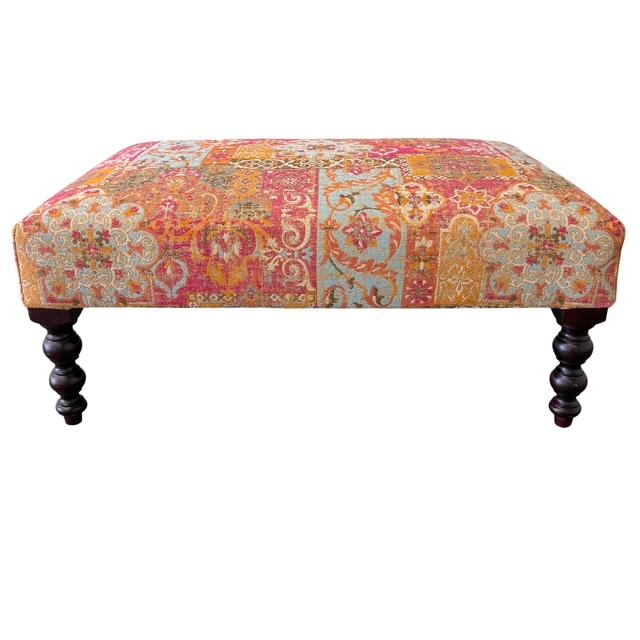 An exceptional late-20th-century English bench ottoman by George Smith, handmade in Newcastle, England. Featuring turned...