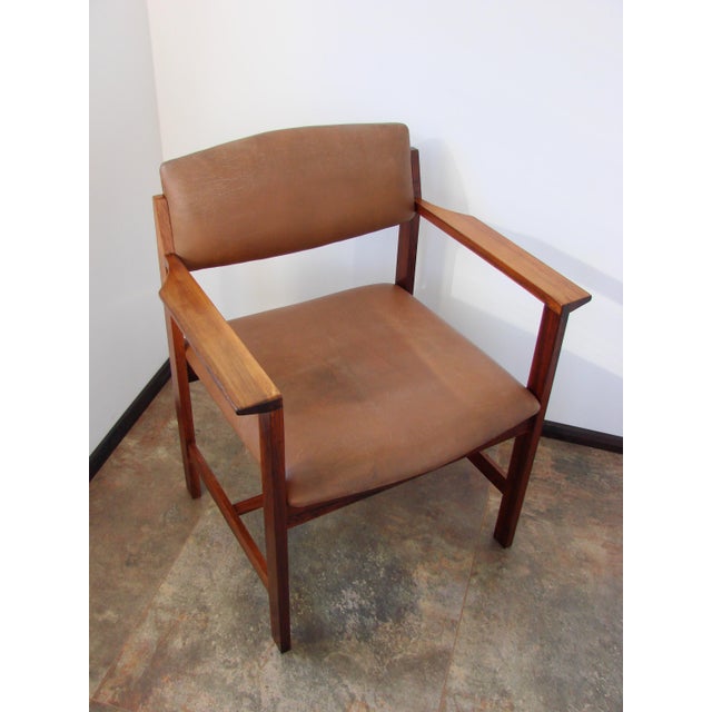 Vintage Scandinavian Armchair in Rosewood and Leather, 1960s For Sale - Image 4 of 14