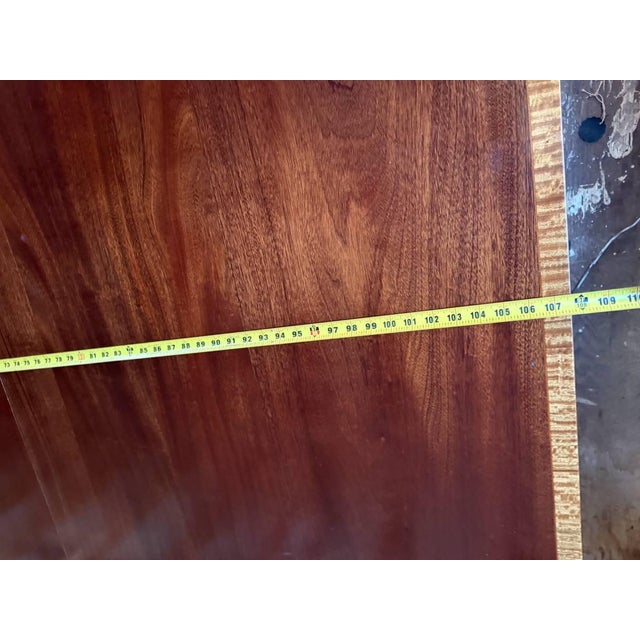 Mid 20th Century Vintage Regency Style Cross Banded Mahogany Dining Table With 2 Leaves by Biggs Furnture For Sale In Washington DC - Image 6 of 17