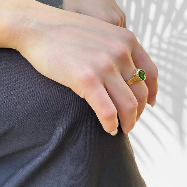 Cleopatra Gold & Green Jade Stone Adjustable Ring, Size 5 For Sale - Image 4 of 6