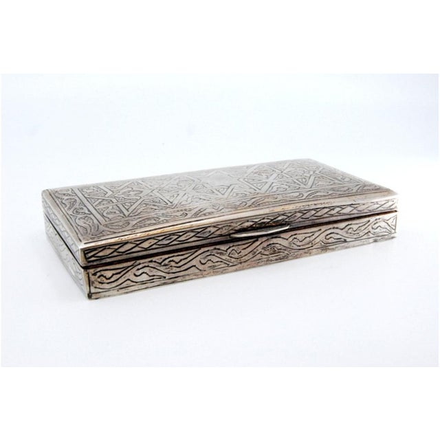 Smooth Silver Snuffbox with Wood-Lined Interior For Sale - Image 10 of 11
