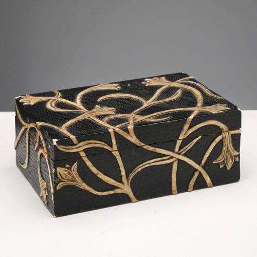 Indian Jewelry Casket in Carved Stone For Sale - Image 4 of 10