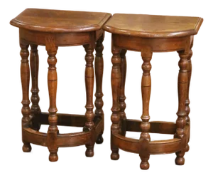 Pair of Early 20th Century French Louis XIII Oak Bow-Front Side Tables