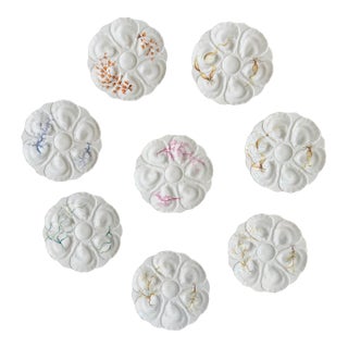 Late 19th Century French Le Chambrelain Porcelain Hand-Painted Seaweed Oyster Plates - Set of 8 For Sale