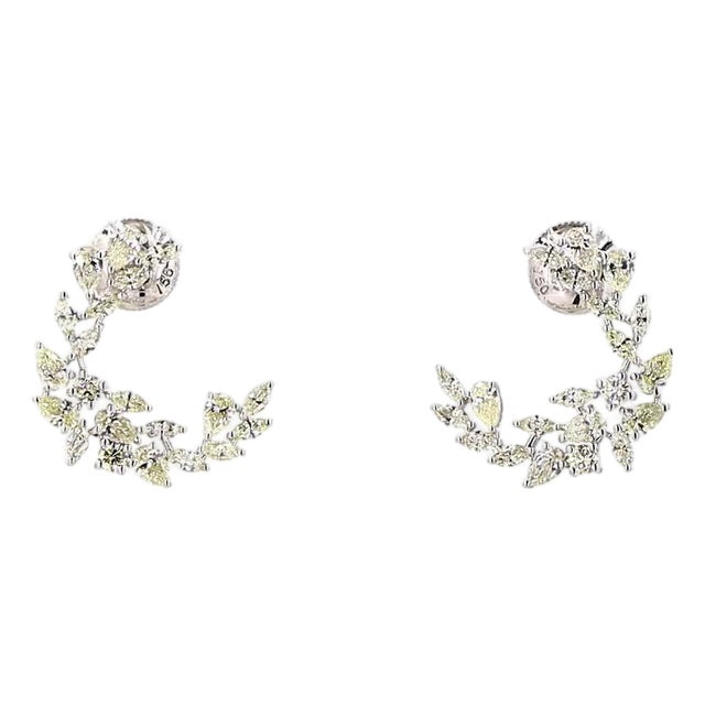 0.24 Carat Round Brilliant Cut Diamond Gold Earrings, Pair For Sale