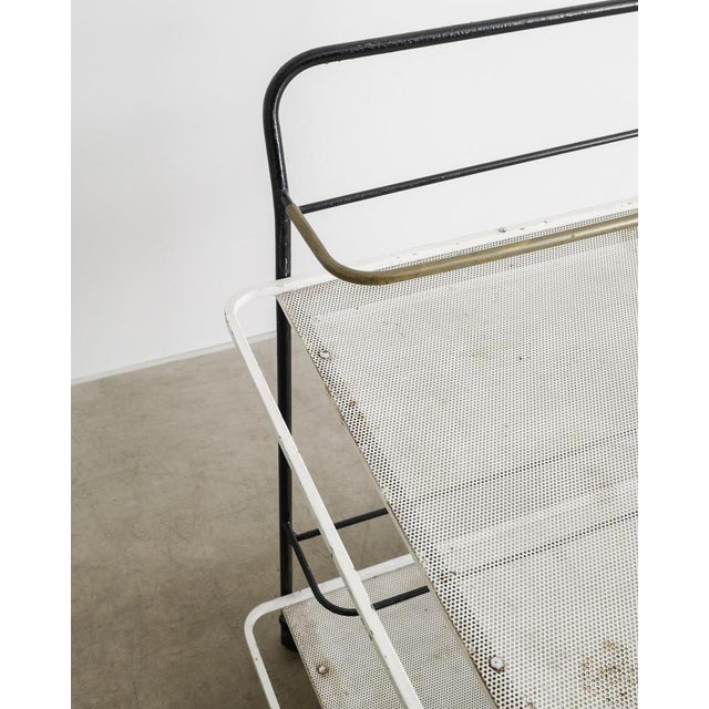 1950s French Mid-Century Drink Serving Trolley in Black & White Metal & Brass by Mathieu Matégot, 1950s For Sale - Image 5 of 7