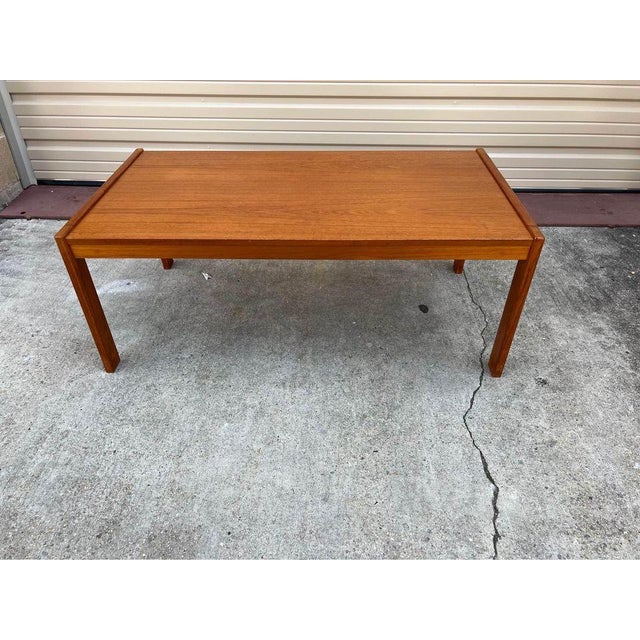 Late 20th Century Mid Century Modern Danish Teak Coffee Table. For Sale - Image 5 of 10