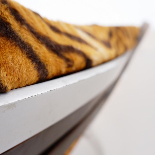 Mid-Century Modern Rocking Chair in Faux Fur and Brushed Aluminum from Hans Kaufeld, 1970s For Sale - Image 6 of 18