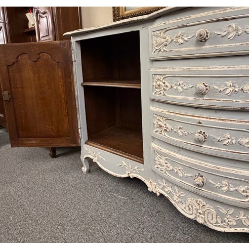 19th Century French Louis XV Style Oak Buffet Sideboard, Country French, Circa 1870 For Sale - Image 4 of 9