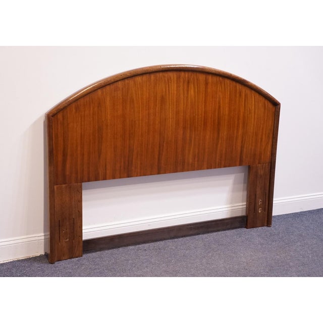 THOMASVILLE FURNITURE Agenda Collection Solid Walnut MCM Mid Century Modern Queen Size Headboard 23411-415 47" High 67"...