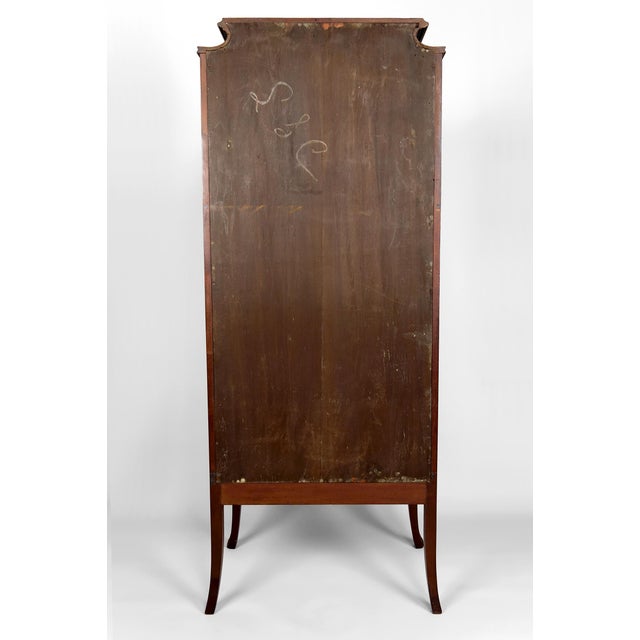 Louis Majorelle Art Nouveau Vitrine / Display Cabinet in Gilded Bronze with Floral Theme, France, 1900s For Sale - Image 4 of 18