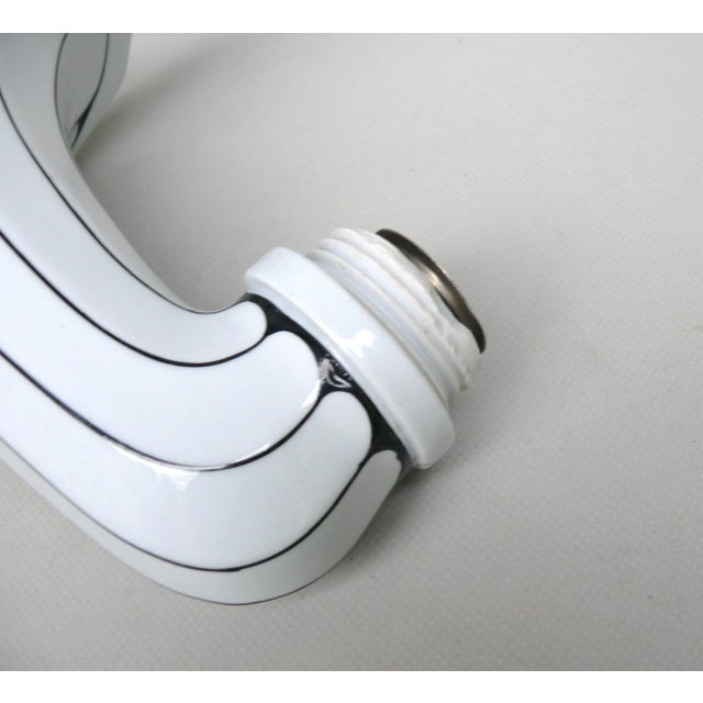 German Wall Lamp in Porcelain and White Cased Glass, 1890s For Sale - Image 11 of 18