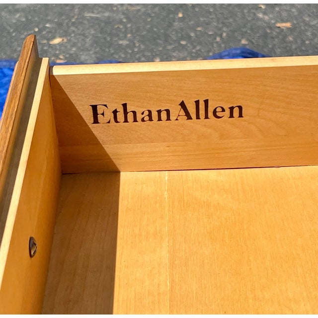 Ethan Allen Heirloom Nutmeg Maple Pembroke/Drop-Leaf End Table For Sale - Image 11 of 12