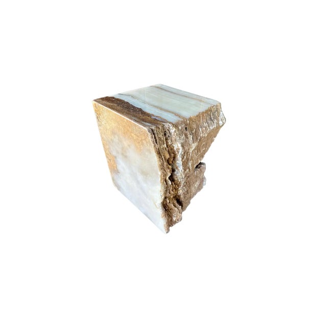 Contemporary Jupiter Onyx Marble Side Table With Stunning Textures, Modern Organic For Sale - Image 3 of 11