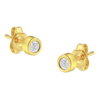10K Yellow Gold 0.15 Cttw Round Brilliant-Cut Near Colorless Diamond Bezel-Set Stud Earrings (H-I Color, I1-I2 Clarity) For Sale