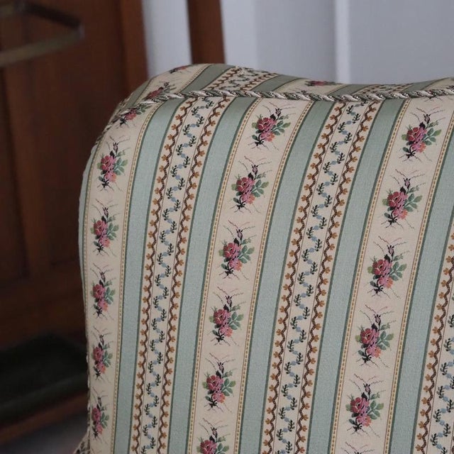 Napoleon III Bench in Walnut, 1880 For Sale - Image 6 of 14