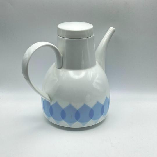 1960s Vintage Bjorn Wiinblad “Lotus Azure” for Rosenthal Studio-Line Coffee & Dessert Service for 12: Complete 40-Piece Set For Sale - Image 5 of 18