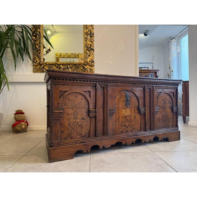 Wood Farmhouse Chest in Natural Wood, 1920s For Sale - Image 7 of 17