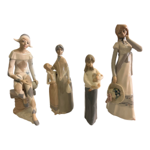 Lot of 4 Porcelain Casades Figurines