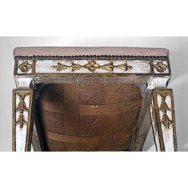 Early 20th Century French Louis XVI Style Lacquered Wood Settee With Needlepoint Upholstery For Sale - Image 16 of 18