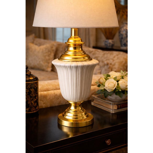 Late 20th Century Late 20th Century Hollywood Regency White Fluted Ceramic & Brass Urn Table Lamp, 34” For Sale - Image 5 of 8