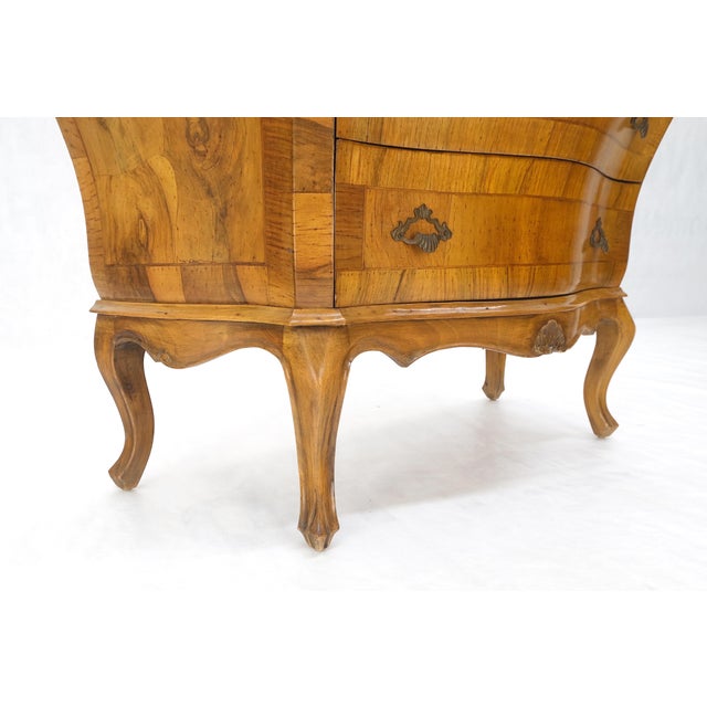 French Provincial Pair of Italian Olive Burl Wood Patched Veneer Bombay Small Dresser Stands Table For Sale - Image 3 of 15