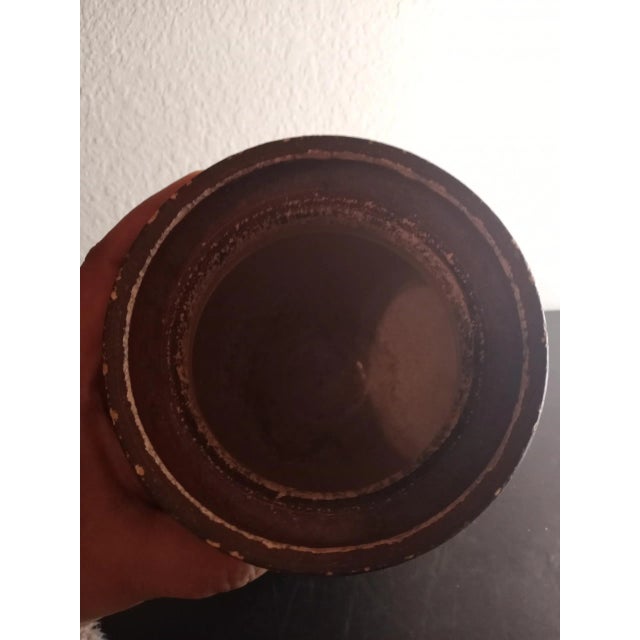 This is GORGEOUS Schneckloth Artist Signed 1976 Art Studio Pottery 7.5" Terracota Vase. Schneckloth Studio is located in...