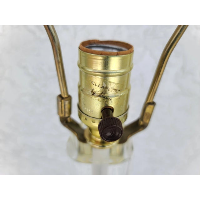 Metal Vintage Art Deco Bauer Lucite & Brass Floor Lamp With Table For Sale - Image 7 of 8