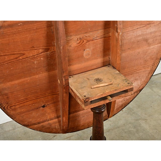 Brown Swedish 19th Century Grain Painted Spinning Tilt-Top Table For Sale - Image 8 of 9