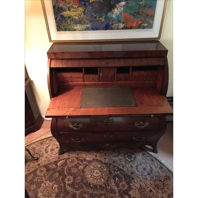 Traditional 18th Century Cylinder-Front Desk For Sale - Image 3 of 6