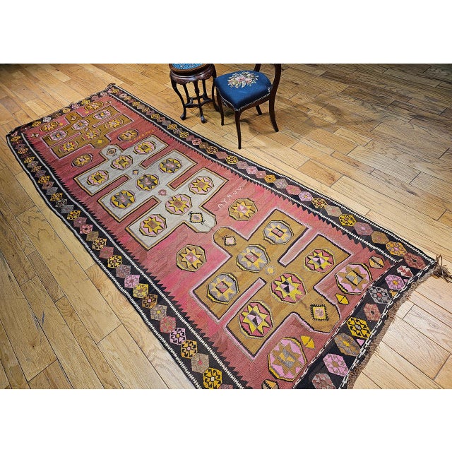 Vintage Anatolian Turkish Kilim Gallery Rug, Flat-Woven Geometric Pattern, Pink & Yellow, 5x13 For Sale - Image 13 of 14