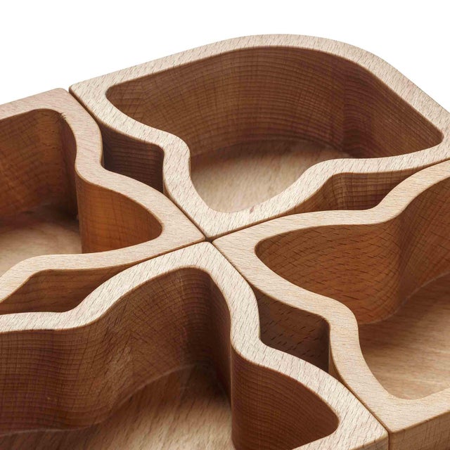 Lily Lunch Box Tray by Tomoko Mizu for DESINE For Sale - Image 4 of 5