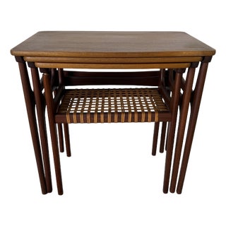 Mid-Century Danish Modern Teak Nesting Tables by Erling Torvits for Heltborg Møbler – Set of 3 For Sale