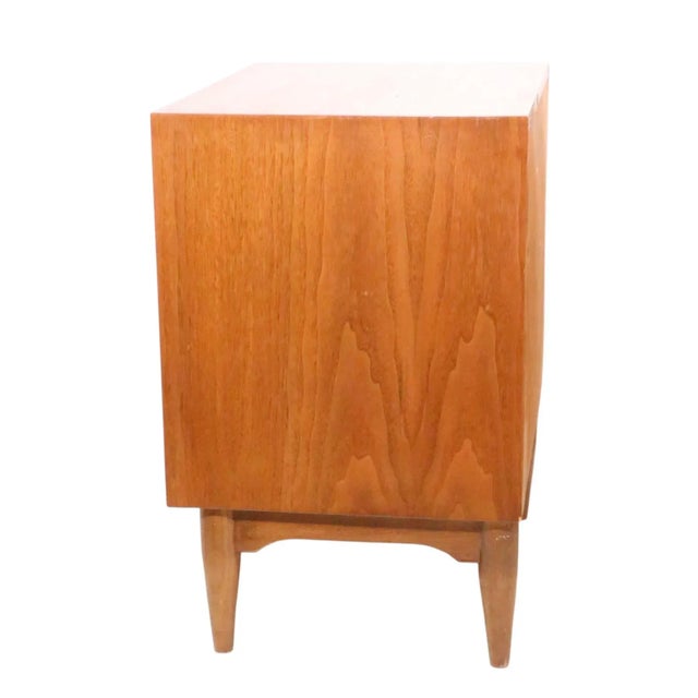 Brown Pr. Mid Century Nightstands by Ramseur For Sale - Image 8 of 16