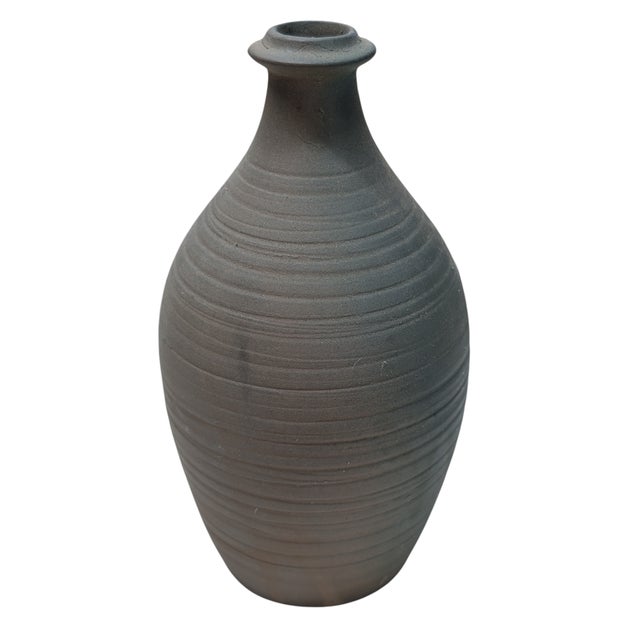 Toyo 1960s Mid Century Modern Ceramic Vase by Toyo For Sale - Image 4 of 5