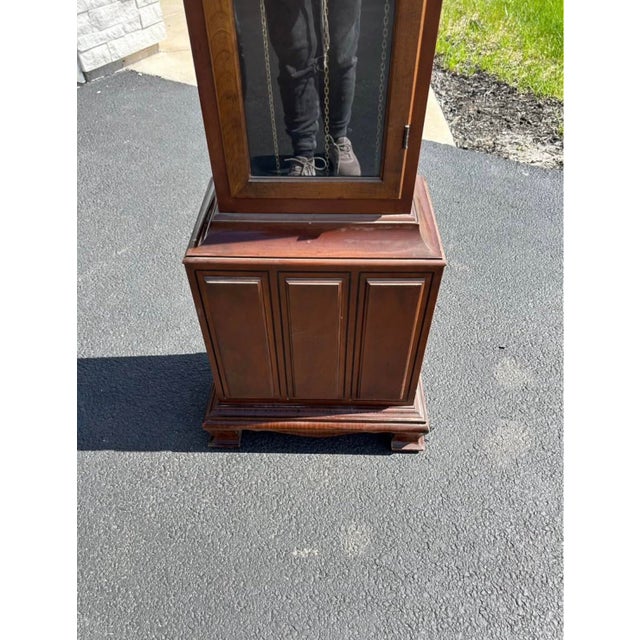 Howard Miller Howard Miller Barwick Grandfather Clock Westminster Chime Tall Case Fully Working For Sale - Image 4 of 6
