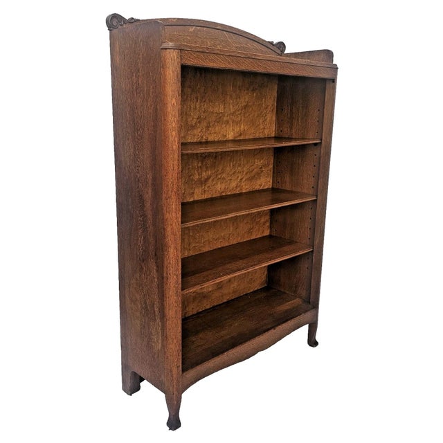 Antique Mission Quarter Sawn Tiger Oak Narrow Open Bookcase With Birdseye Maple Back, c.1900 For Sale - Image 17 of 18