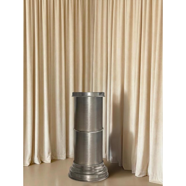 Black RL 09 Cylindrical Pedestal in Licorice Glossy Varnished Aluminum by Caspal For Sale - Image 8 of 11