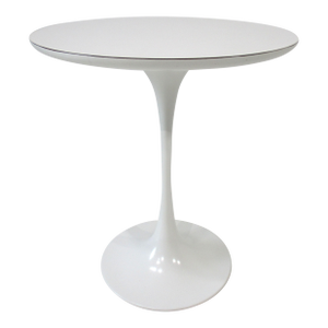 Burke Tulip Side Table in the Style of Saarinen and Knoll (D)