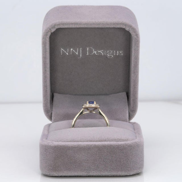 Tanzanite Estate Ring With Natural Diamond Accents: Solid 14k Gold, Round 5mm, Size 6.75 For Sale - Image 4 of 8