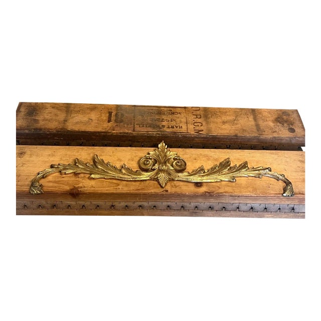 Antique Brass Pediment Center Mount Garlands Cabinet Frame Mount For Sale