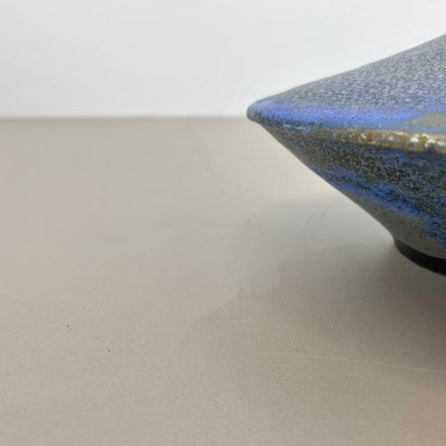 Abstract Ceramic Studio Pottery UFO Vase from Gerhard Liebenthron, 1968 For Sale - Image 14 of 18