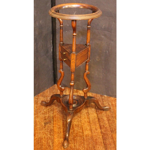 Circa 1750-80 English Georgian Basin or Wig Stand Table For Sale - Image 9 of 11