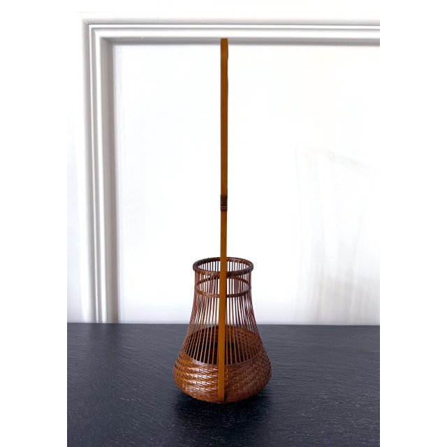 Wang Jin Japanese Woven Bamboo Ikebana Basket by Jin Morigami For Sale - Image 4 of 13