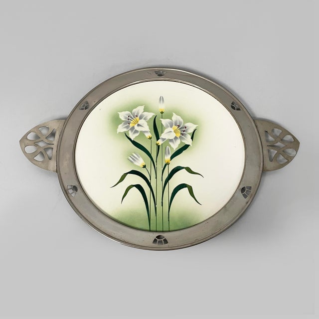 German Art Deco tray with flowers in ceramic and metal, 1930s Round ceramic tray or decorative serving dish with metal...